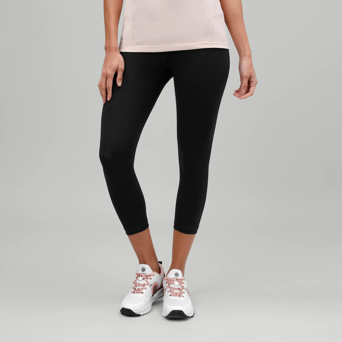 Sculpting Compression Crop Legging